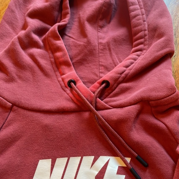 Nike sweatshirt - Picture 2 of 2